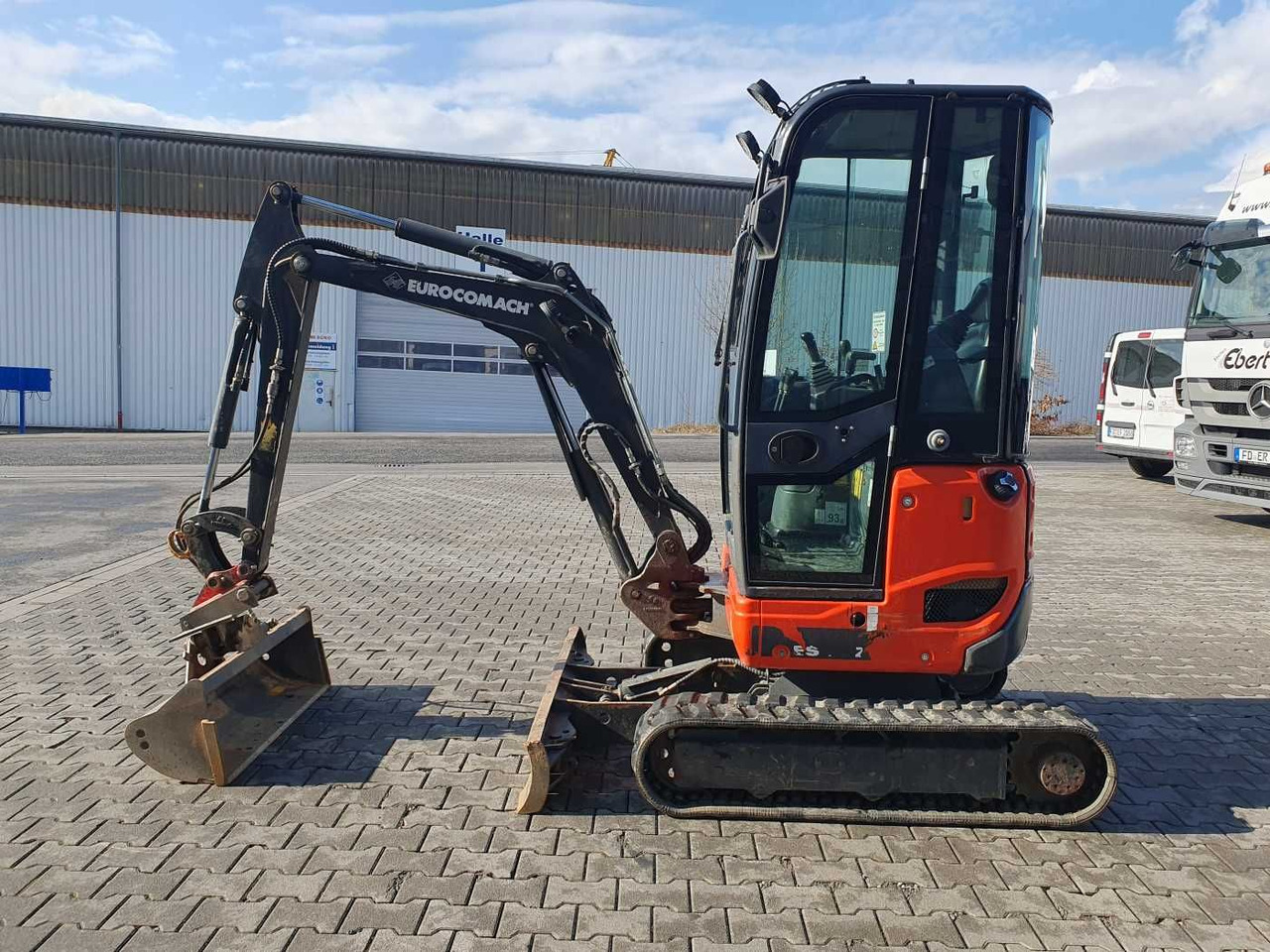 Eurocomach 18ZT / 1.716h / MS01 / 2014 / hydr. Grabenlöffel - Miniescavatore: foto 5 Eurocomach 18ZT / 1.716h / MS01 / 2014 / hydr. Grabenlöffel - Miniescavatore: foto 5