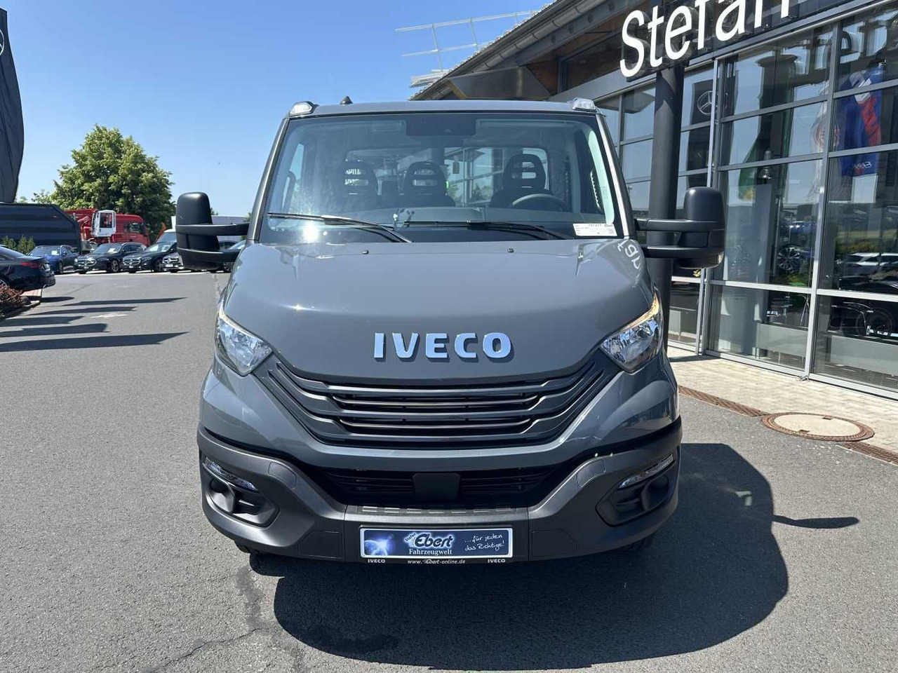Iveco Daily 70C18 H 3.0L *R3.750mm*AHK*Luft*Sperre* - Furgone: foto 2 Iveco Daily 70C18 H 3.0L *R3.750mm*AHK*Luft*Sperre* - Furgone: foto 2