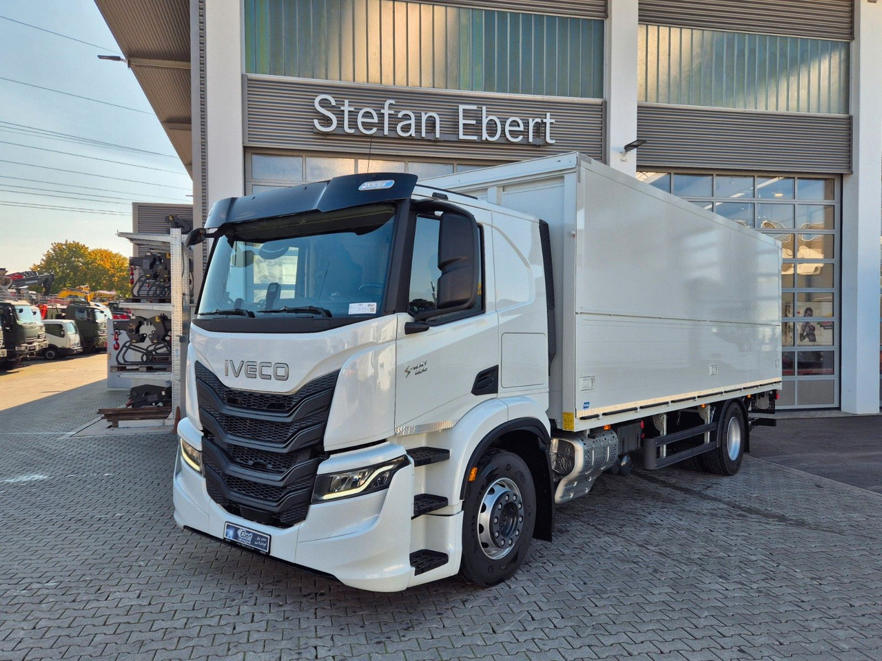 Iveco AT190S40/FP Böse Schwenkwand LBW AHK - Autocarro furgonato: foto 1 Iveco AT190S40/FP Böse Schwenkwand LBW AHK - Autocarro furgonato: foto 1