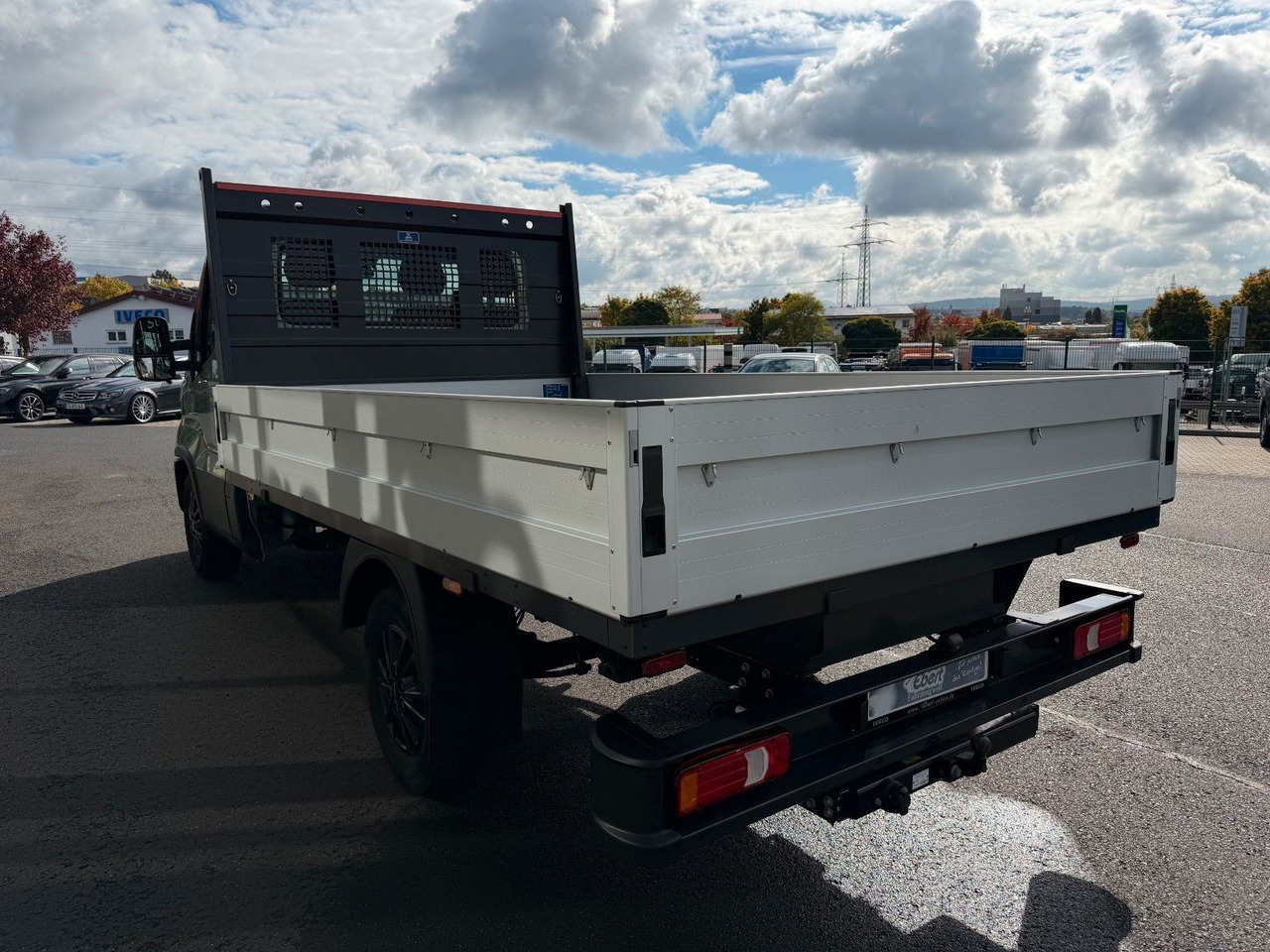 Iveco Daily 35S14 A8 Pritsche *R.3450mm*AHK*Automatik - Furgone con cassone fisso: foto 4 Iveco Daily 35S14 A8 Pritsche *R.3450mm*AHK*Automatik - Furgone con cassone fisso: foto 4