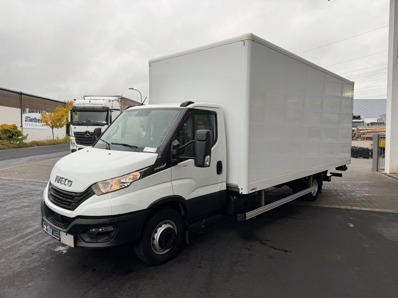 Iveco Daily 70C18 A8 *Koffer*LBW*Automatik* - Furgone box: foto 4 Iveco Daily 70C18 A8 *Koffer*LBW*Automatik* - Furgone box: foto 4