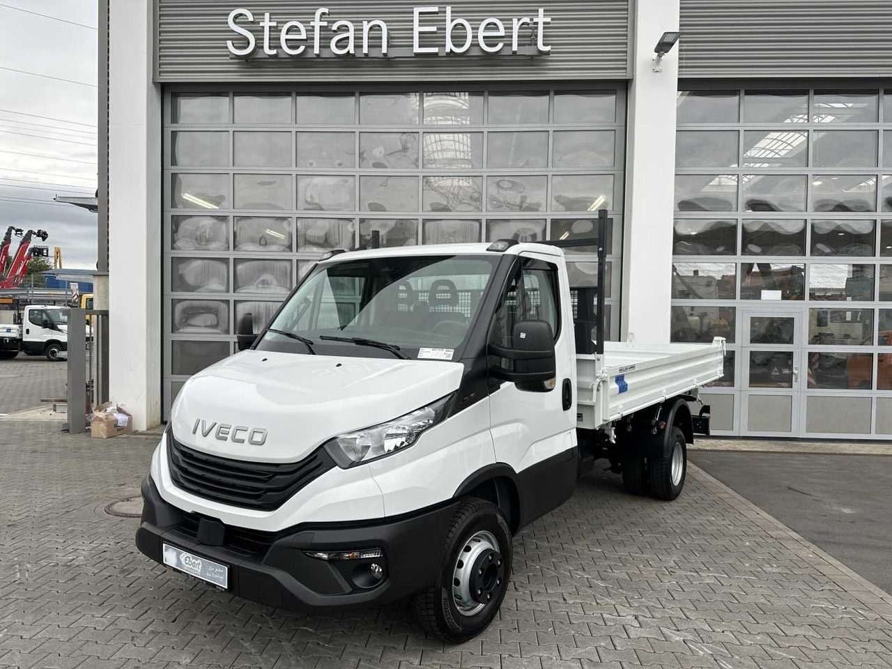 Iveco Daily 70C18H 3-S.-Kipper *R3.750mm*2xAHK* - Furgone ribaltabile: foto 1 Iveco Daily 70C18H 3-S.-Kipper *R3.750mm*2xAHK* - Furgone ribaltabile: foto 1