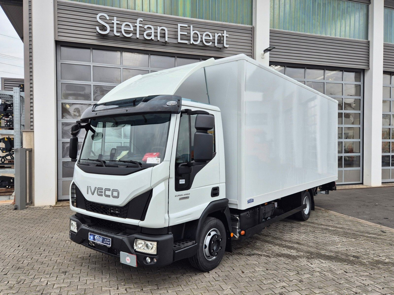Iveco Eurocargo ML75E21/P LBW Spoiler 3 Sitze Klima - Furgone box: foto 2 Iveco Eurocargo ML75E21/P LBW Spoiler 3 Sitze Klima - Furgone box: foto 2