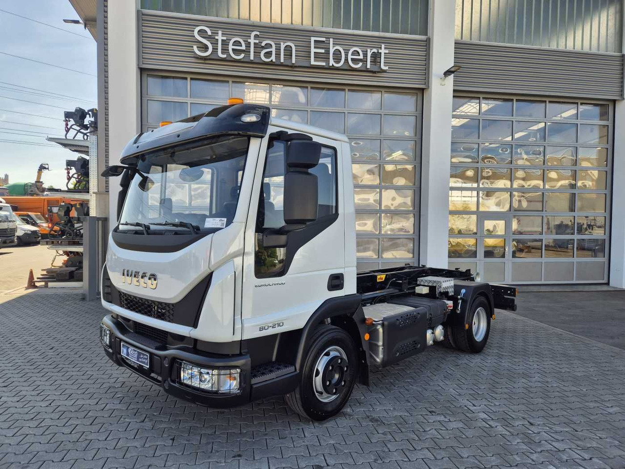 Iveco Eurocargo ML80E21K 4x2 Hyva 05-32-K-DIN-BF 2xAHK - Autocarro scarrabile: foto 2 Iveco Eurocargo ML80E21K 4x2 Hyva 05-32-K-DIN-BF 2xAHK - Autocarro scarrabile: foto 2