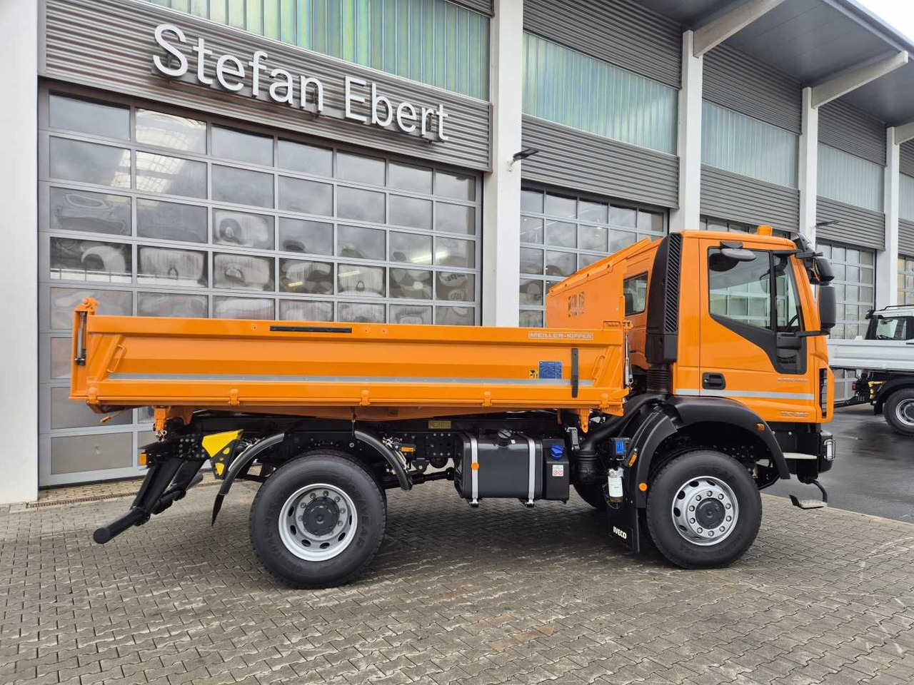 Iveco ML150E28W 4x4 Meiller Dreiseitenkipper 2xAHK - Autocarro ribaltabile: foto 5 Iveco ML150E28W 4x4 Meiller Dreiseitenkipper 2xAHK - Autocarro ribaltabile: foto 5
