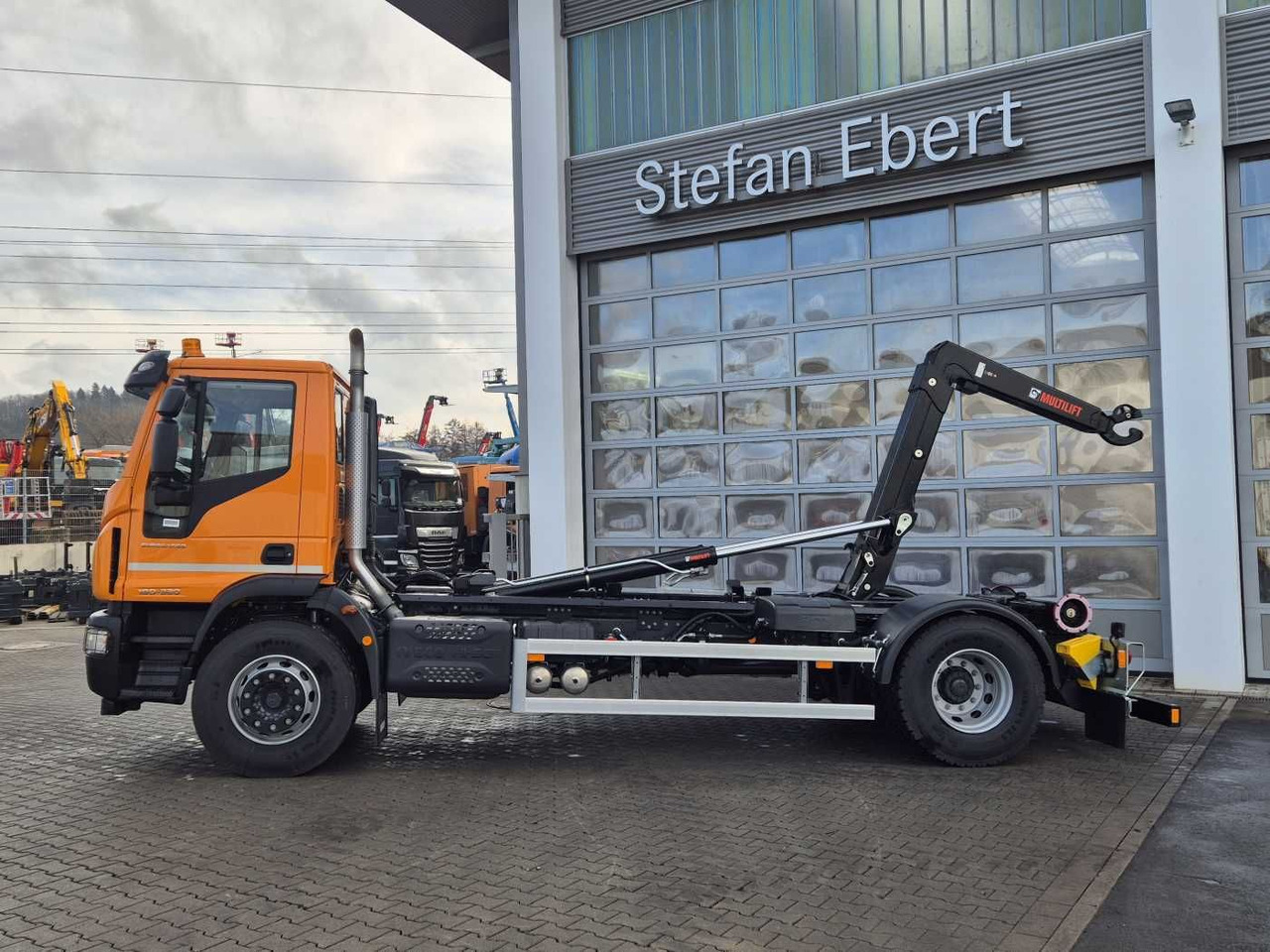 Autocarro scarrabile nuovo Iveco ML180E32/P HIAB ULT14S51 AHK Standheizung: foto 6