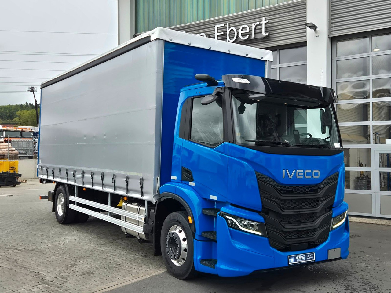 Iveco S-Way AD190S40/P Curtainsider *MirrorCam*LBW* - Camion centinato: foto 3 Iveco S-Way AD190S40/P Curtainsider *MirrorCam*LBW* - Camion centinato: foto 3