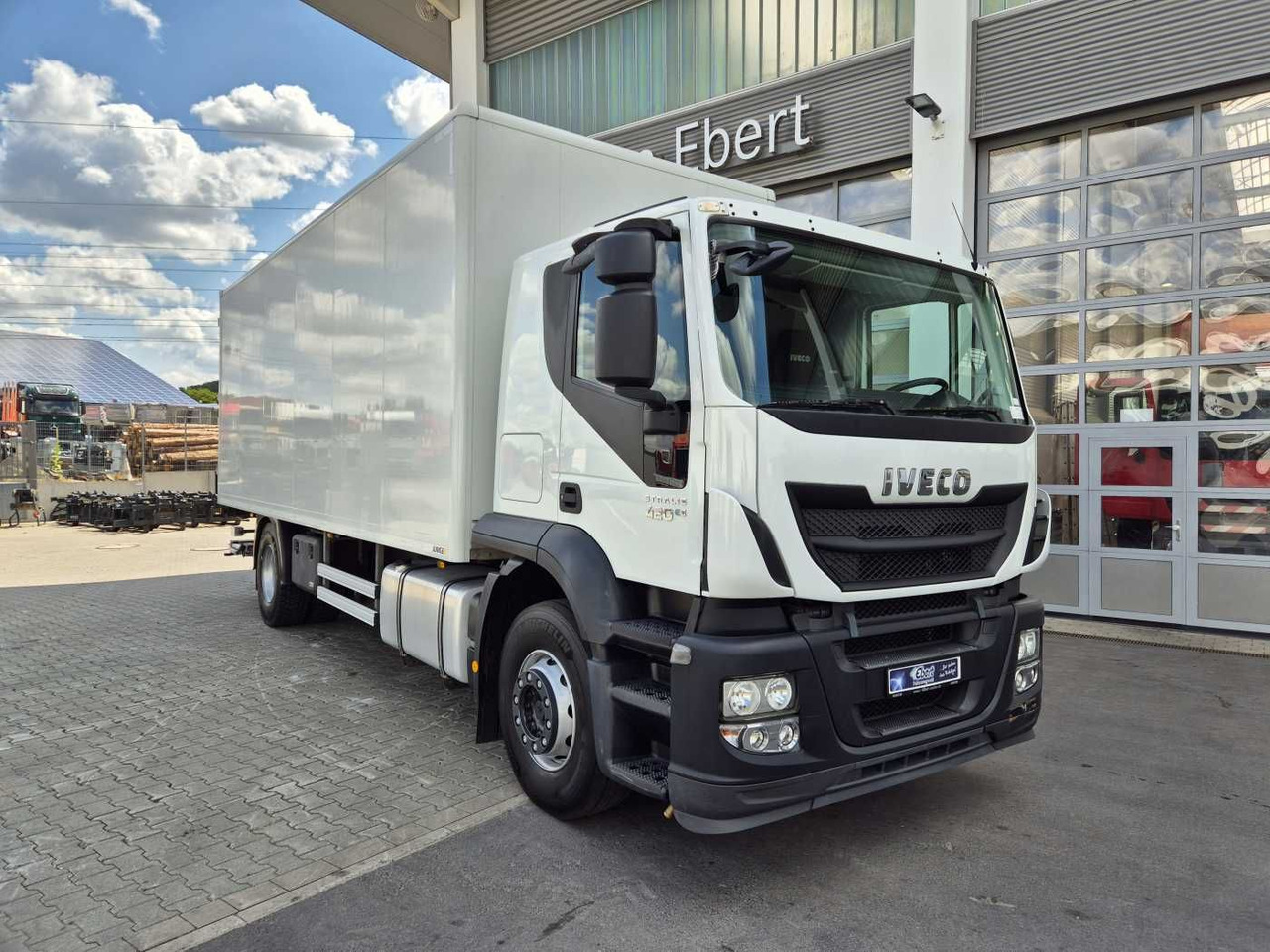Iveco Stralis AT190S42/FP-D LBW Bär 1.500kg faltbar - Autocarro furgonato: foto 3 Iveco Stralis AT190S42/FP-D LBW Bär 1.500kg faltbar - Autocarro furgonato: foto 3