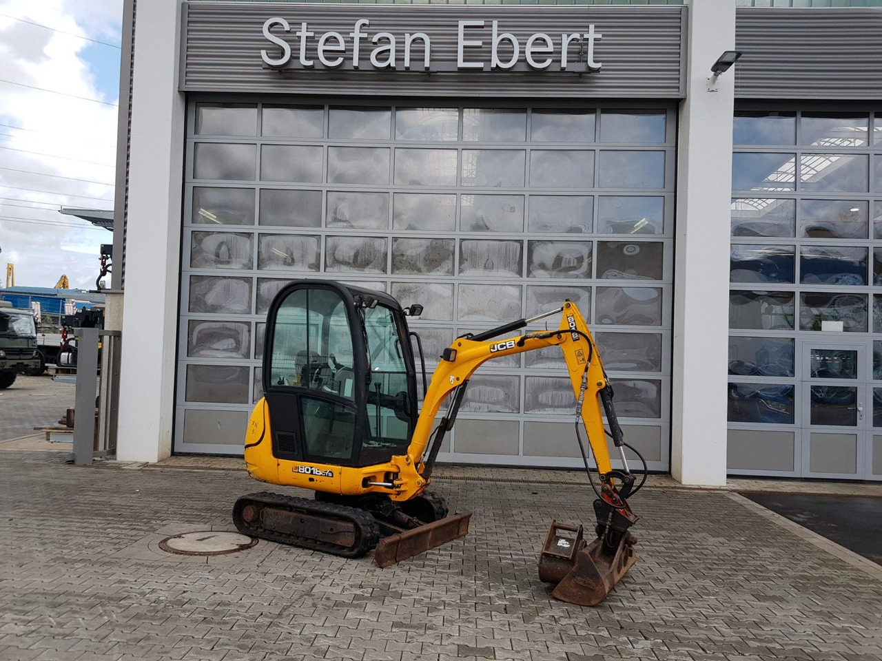 JCB 8018 / 3.420h / hydrl. Grabenräumer / Tieflöffel - Miniescavatore: foto 1 JCB 8018 / 3.420h / hydrl. Grabenräumer / Tieflöffel - Miniescavatore: foto 1