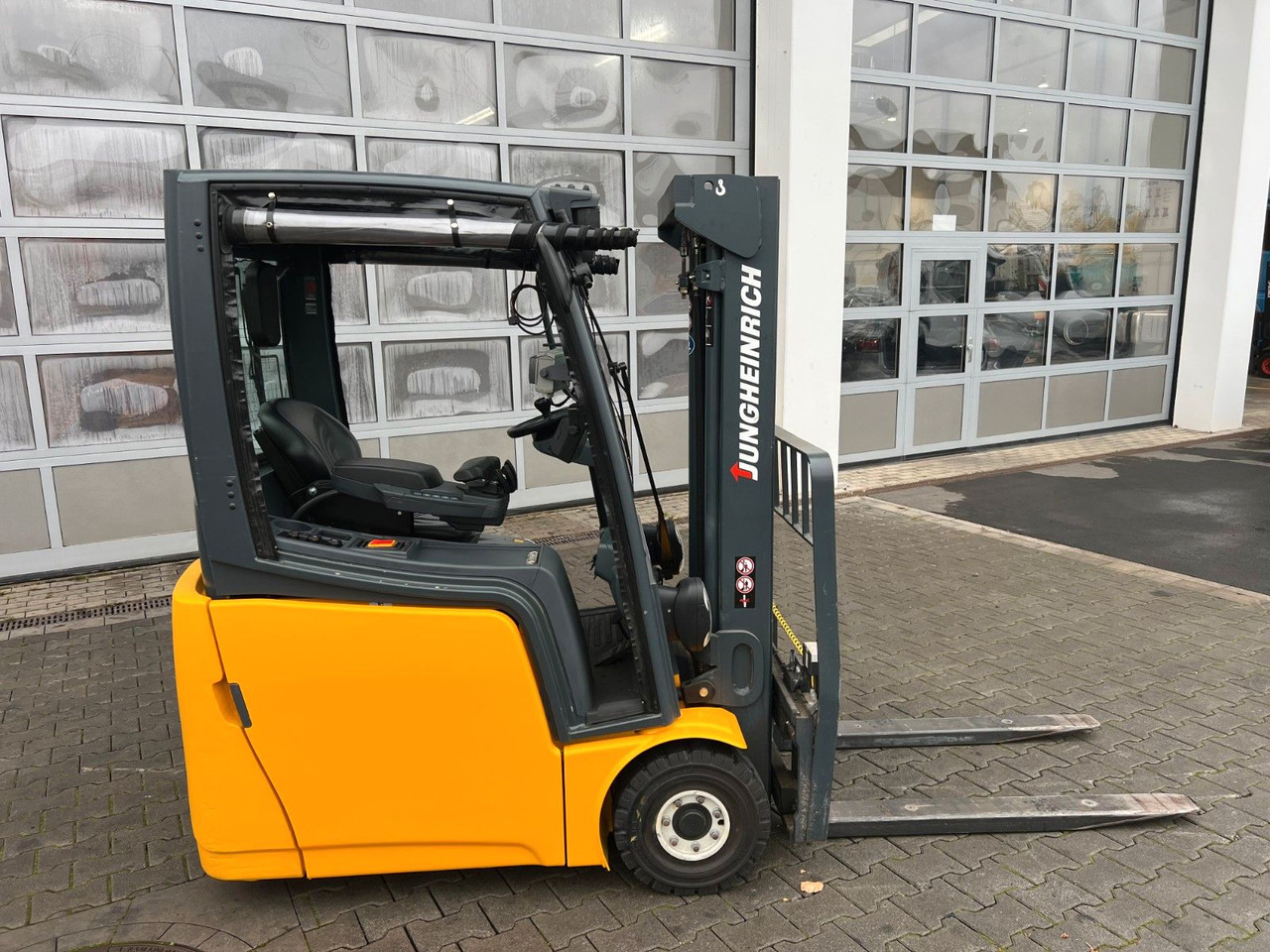 Jungheinrich EFG 215 / Triplex: 4.25m! / SS / 1.285h / 2021 - Carrello elevatore elettrico: foto 3 Jungheinrich EFG 215 / Triplex: 4.25m! / SS / 1.285h / 2021 - Carrello elevatore elettrico: foto 3