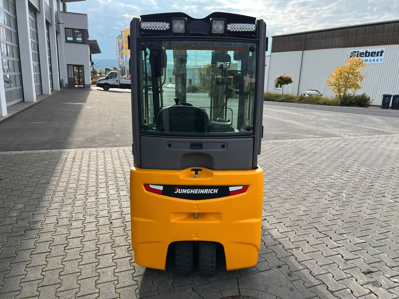 Jungheinrich EFG 215 / Triplex: 4.25m! / SS / 4.029h - Carrello elevatore elettrico: foto 5 Jungheinrich EFG 215 / Triplex: 4.25m! / SS / 4.029h - Carrello elevatore elettrico: foto 5