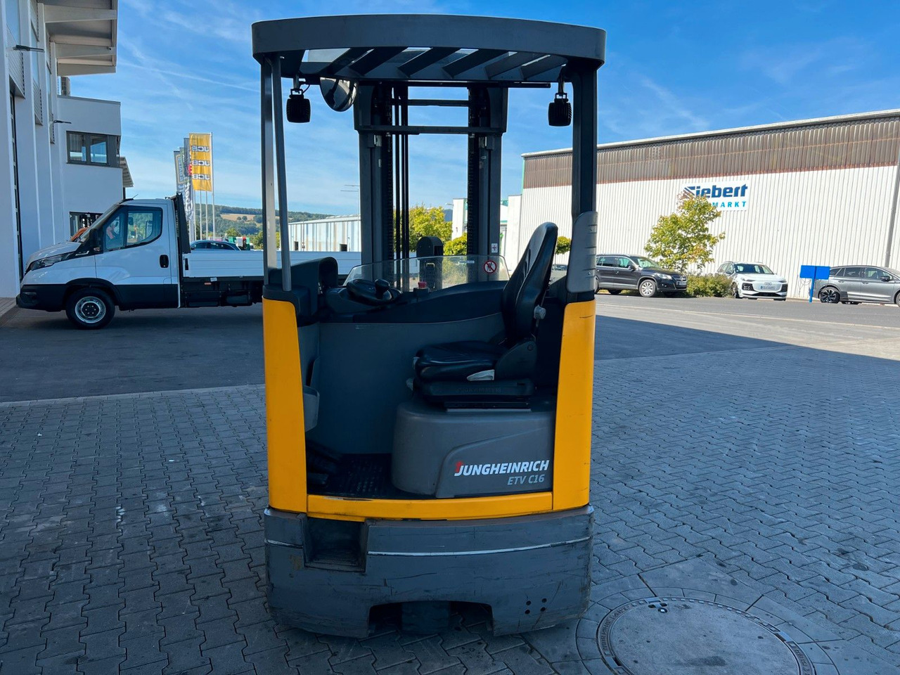 Jungheinrich ETV C16 / 2.836h / Hubhöhe: 5.720mm - Carrello retrattile: foto 5 Jungheinrich ETV C16 / 2.836h / Hubhöhe: 5.720mm - Carrello retrattile: foto 5