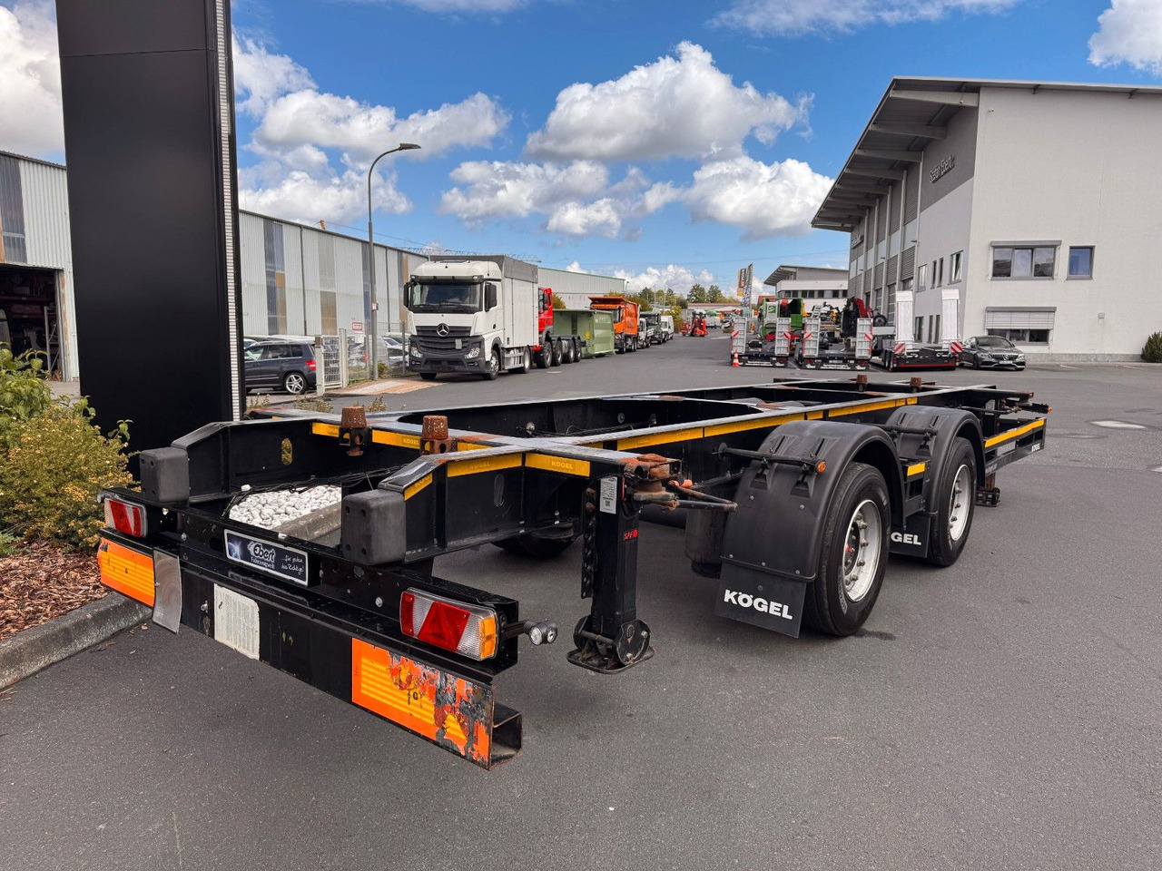 Kögel ZW 18 Lafette SAF Achsen 15.910kg Nutzlast - Rimorchio portacontainer/ Caisse interchangeable: foto 2 Kögel ZW 18 Lafette SAF Achsen 15.910kg Nutzlast - Rimorchio portacontainer/ Caisse interchangeable: foto 2