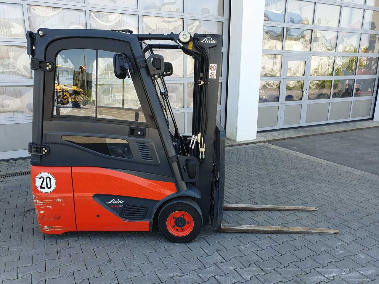 Linde E14 - 01 / Triplex: 4.10m! / SS / nur 2.899h! - Carrello elevatore elettrico: foto 2 Linde E14 - 01 / Triplex: 4.10m! / SS / nur 2.899h! - Carrello elevatore elettrico: foto 2