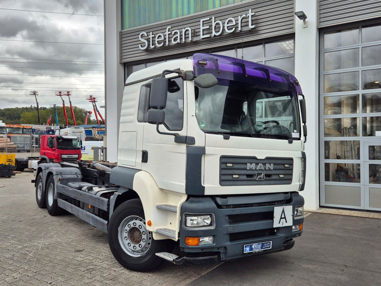 MAN TGA 26.440 6x2-2 BL Meiller RK 20.70 Bett - Autocarro scarrabile: foto 3 MAN TGA 26.440 6x2-2 BL Meiller RK 20.70 Bett - Autocarro scarrabile: foto 3