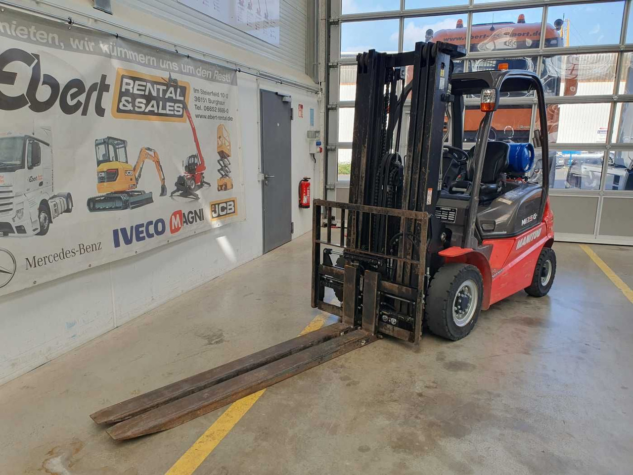 Manitou MI 25 G / Triplex: 4.70m / nur 1.976h! / SS - Carrello elevatore: foto 4 Manitou MI 25 G / Triplex: 4.70m / nur 1.976h! / SS - Carrello elevatore: foto 4