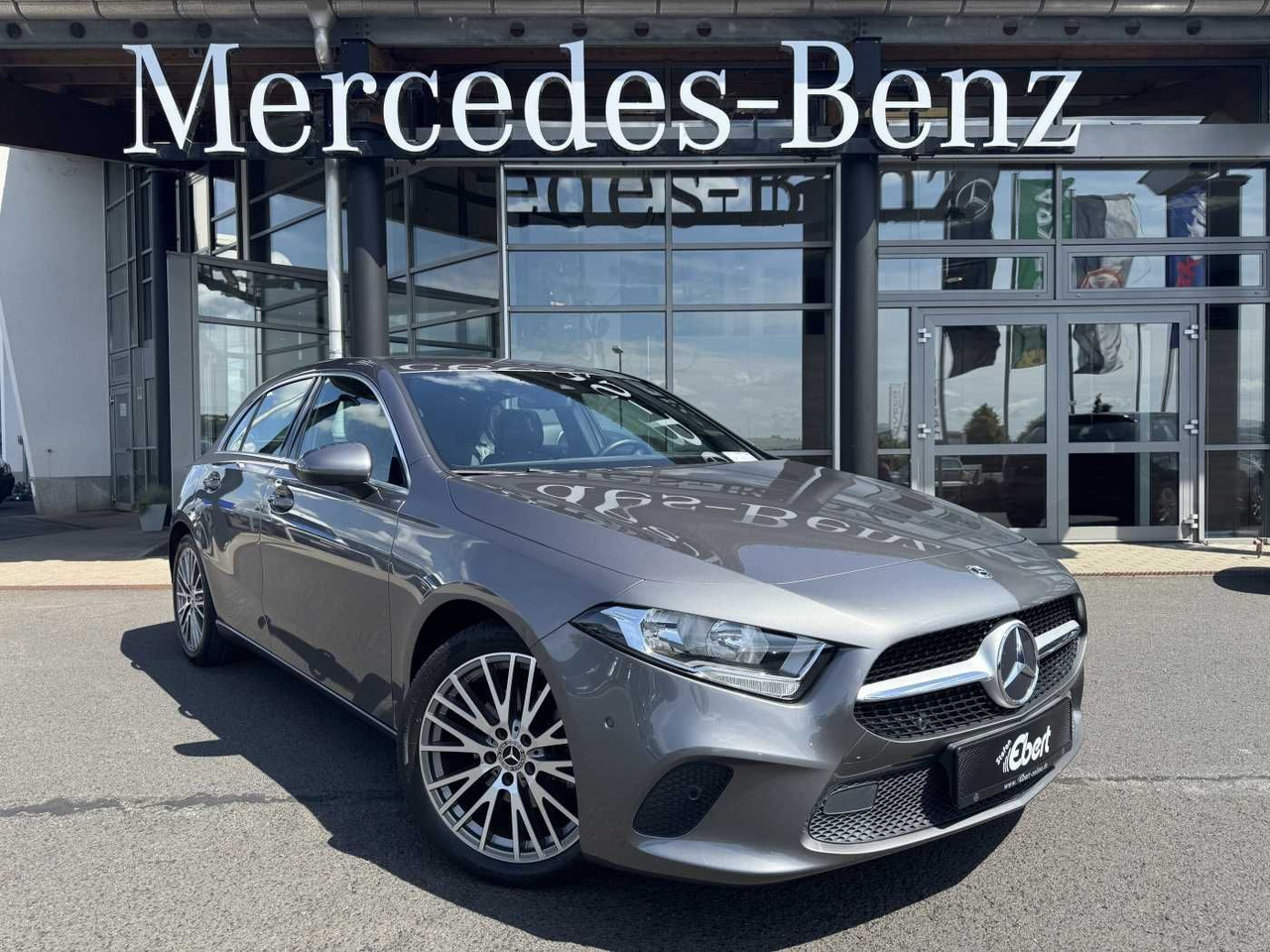 Mercedes-Benz A 180 7G Progressive MBUX+Navi+SHZ +Carplay+ - Berlina: foto 1 Mercedes-Benz A 180 7G Progressive MBUX+Navi+SHZ +Carplay+ - Berlina: foto 1
