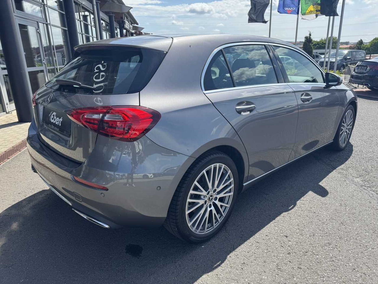 Mercedes-Benz A 180 7G Progressive MBUX+Navi+SHZ +Carplay+ - Berlina: foto 4 Mercedes-Benz A 180 7G Progressive MBUX+Navi+SHZ +Carplay+ - Berlina: foto 4