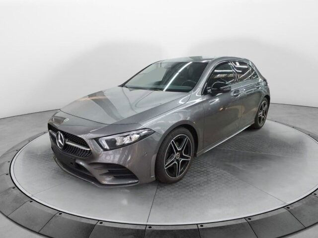 Mercedes-Benz A 180 AMG+LED+IHC+RFK+TotWinkel+SFIntegration - Autovettura: foto 1 Mercedes-Benz A 180 AMG+LED+IHC+RFK+TotWinkel+SFIntegration - Autovettura: foto 1