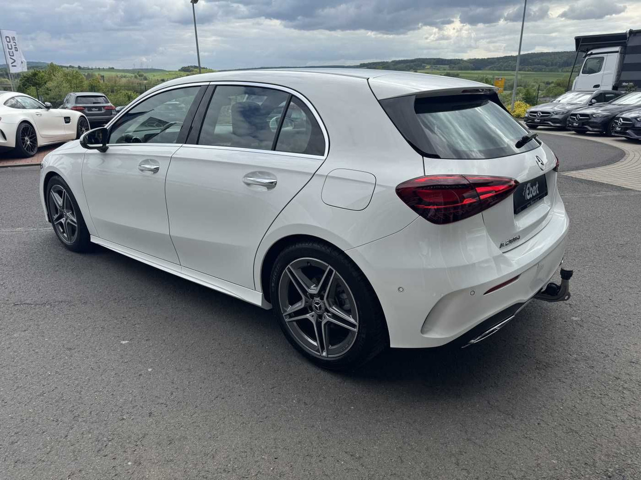 Mercedes-Benz A 200d AMG+AHK+Ambiente+RFK+MBUX+LED+IHC - Berlina: foto 3 Mercedes-Benz A 200d AMG+AHK+Ambiente+RFK+MBUX+LED+IHC - Berlina: foto 3