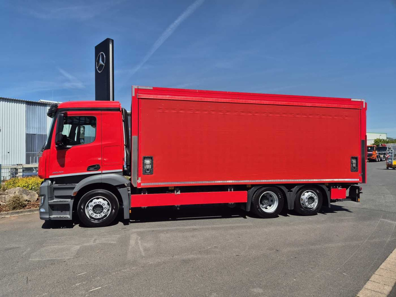 Mercedes-Benz Antos 2540 LnR 6x2 LBW Schiebeplanen AHK - Autocarro trasporto di bevande: foto 4 Mercedes-Benz Antos 2540 LnR 6x2 LBW Schiebeplanen AHK - Autocarro trasporto di bevande: foto 4