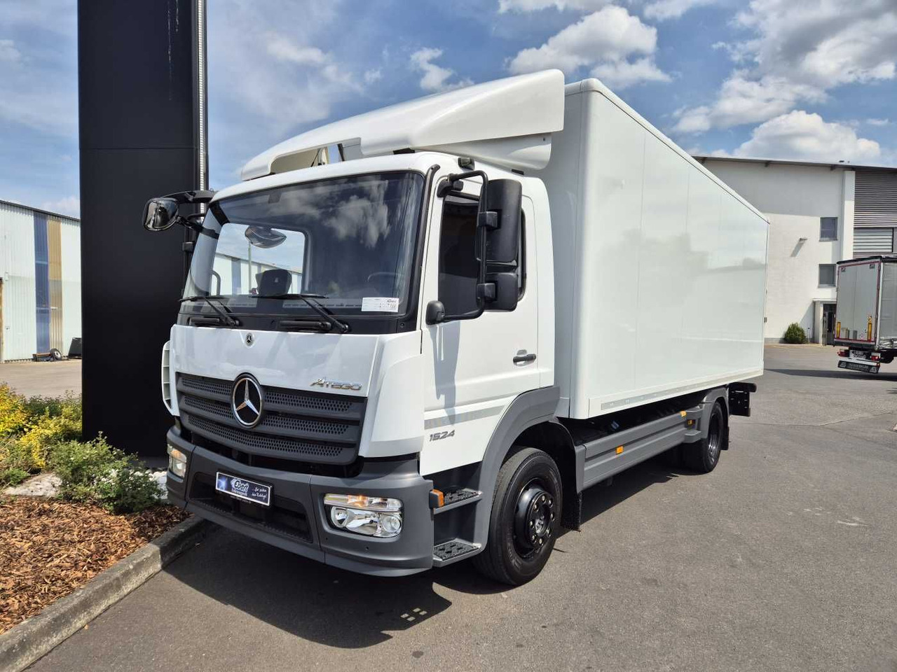Mercedes-Benz Atego 1524 L LBW 1.500kg Standheizung Klima - Autocarro furgonato: foto 2 Mercedes-Benz Atego 1524 L LBW 1.500kg Standheizung Klima - Autocarro furgonato: foto 2