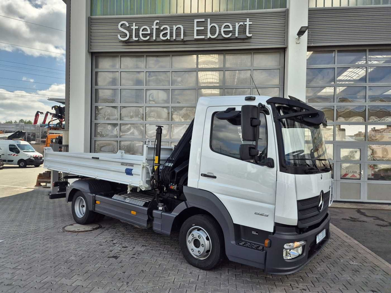 Mercedes-Benz Atego 823 KK Kipper+Kran+Funk+Greifersteuerung - Furgone ribaltabile: foto 3 Mercedes-Benz Atego 823 KK Kipper+Kran+Funk+Greifersteuerung - Furgone ribaltabile: foto 3