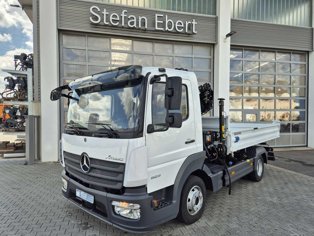 Mercedes-Benz Atego 823 KK Kipper+Kran+Funk+Greifersteuerung - Furgone ribaltabile: foto 2 Mercedes-Benz Atego 823 KK Kipper+Kran+Funk+Greifersteuerung - Furgone ribaltabile: foto 2