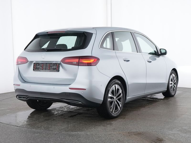 Mercedes-Benz B 180 Progressive+LED+IHC+RFK+TotW+EasyP - Berlina: foto 2 Mercedes-Benz B 180 Progressive+LED+IHC+RFK+TotW+EasyP - Berlina: foto 2