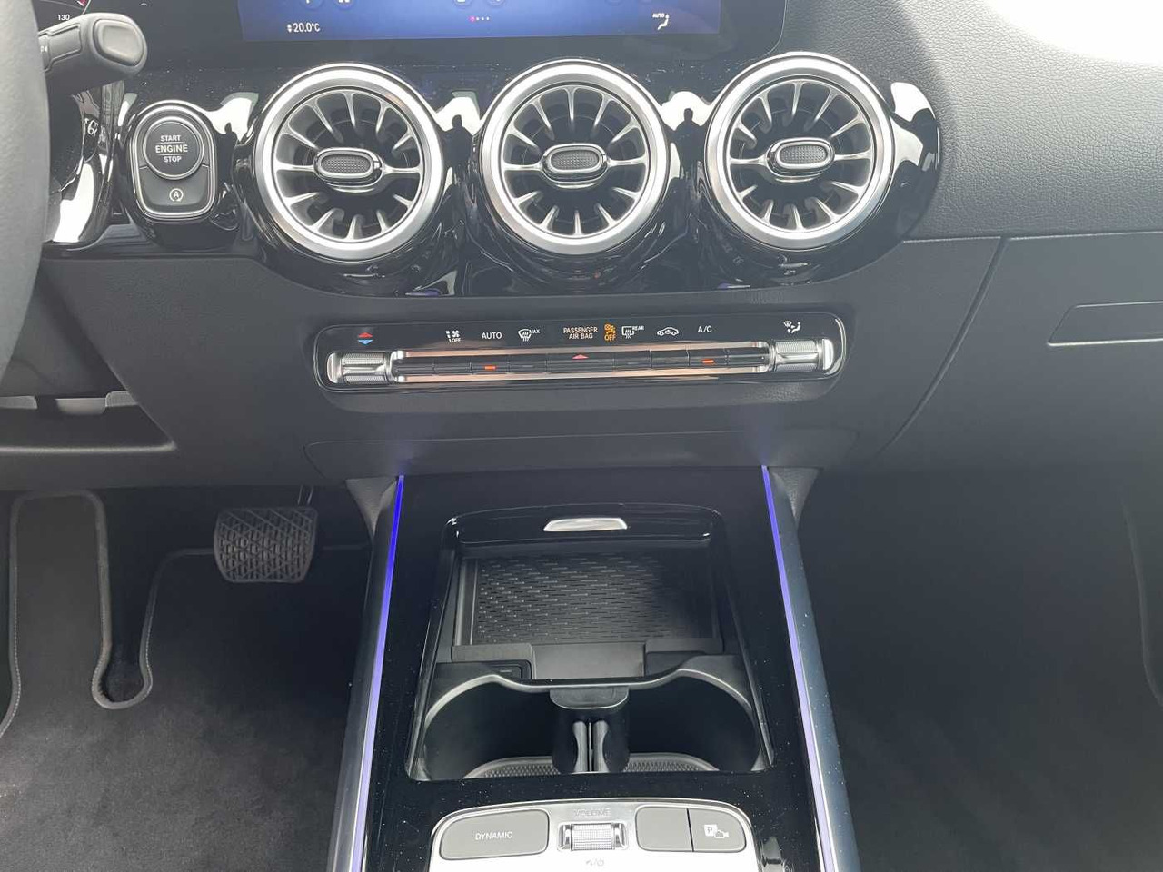 Autovettura Mercedes-Benz B 220 d Progressive AHK+R-Kamera+LED +MBUX+Ambie: foto 15