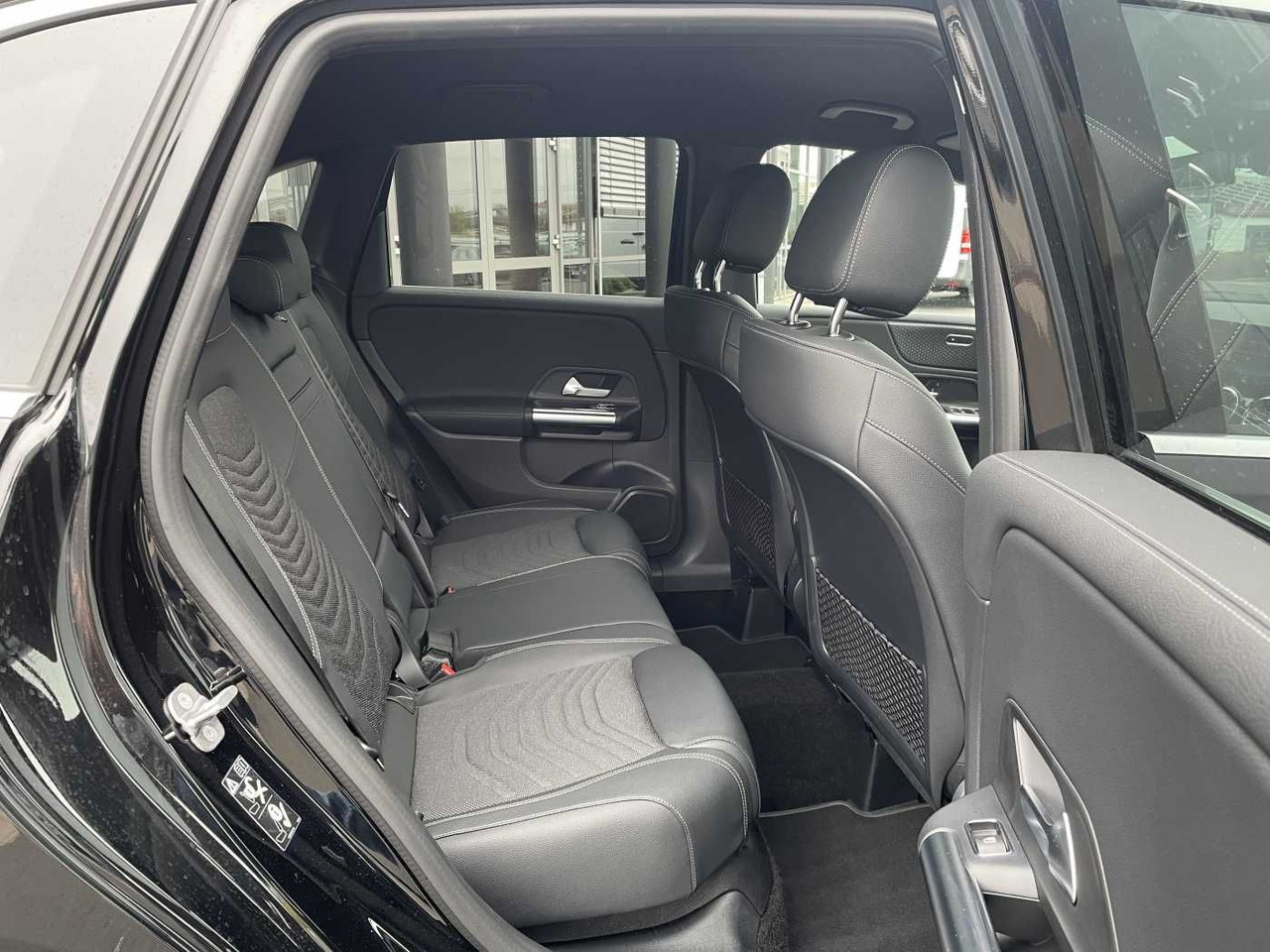 Autovettura Mercedes-Benz B 220 d Progressive AHK+R-Kamera+LED +MBUX+Ambie: foto 6
