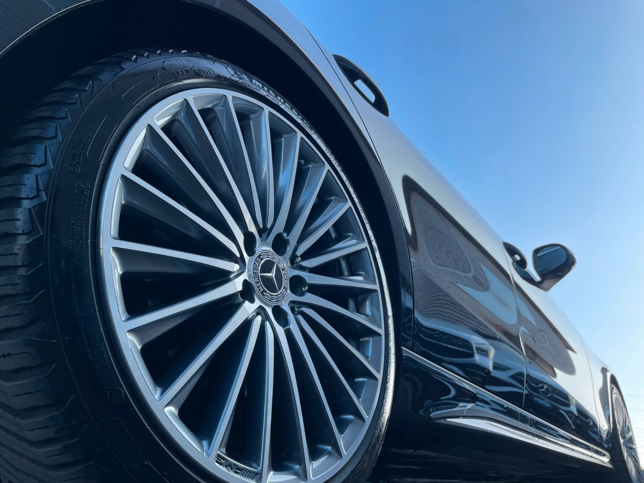 Mercedes-Benz C 200 4M AMG Pano+AHK+360°+Digital+Ambiente - Berlina: foto 5 Mercedes-Benz C 200 4M AMG Pano+AHK+360°+Digital+Ambiente - Berlina: foto 5