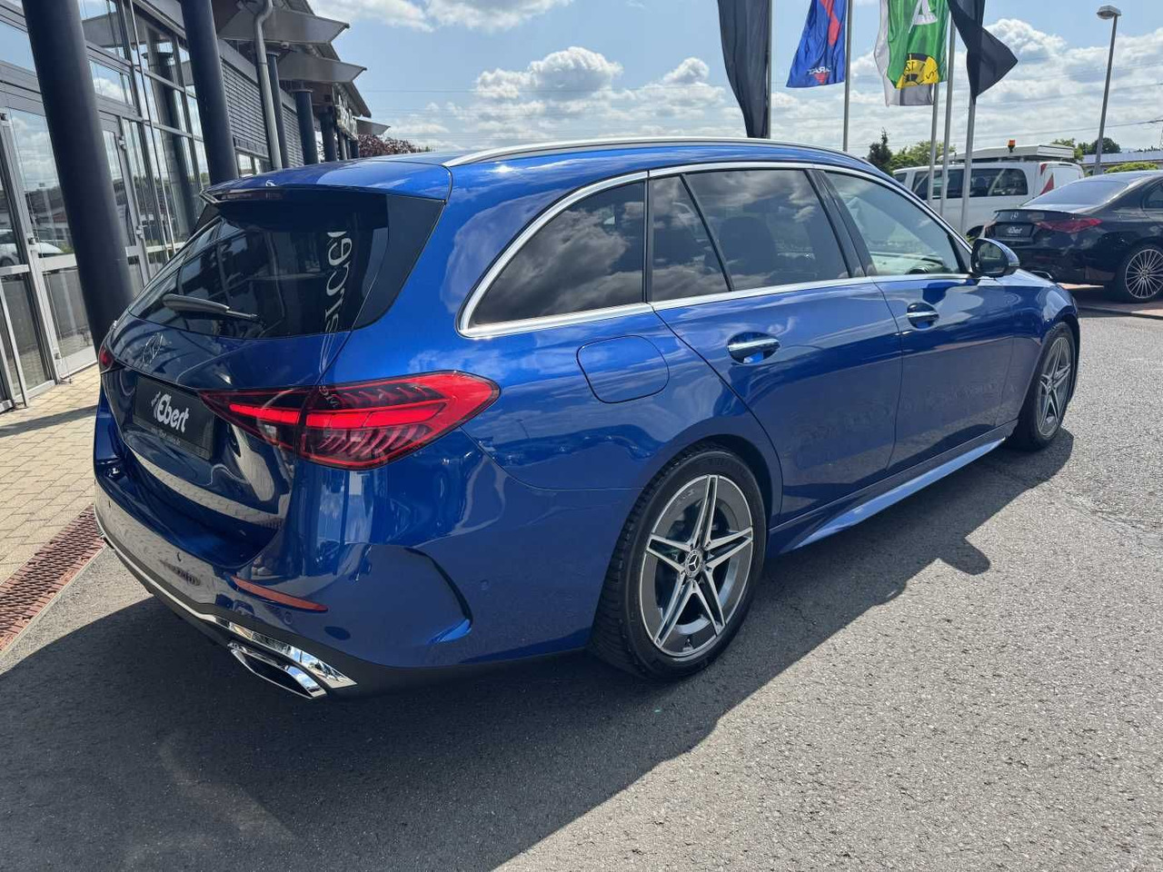 Mercedes-Benz C 200d AMG+Pano+Distr+Digital+AHK+HUD+360+IHC+ - Autovettura: foto 4 Mercedes-Benz C 200d AMG+Pano+Distr+Digital+AHK+HUD+360+IHC+ - Autovettura: foto 4