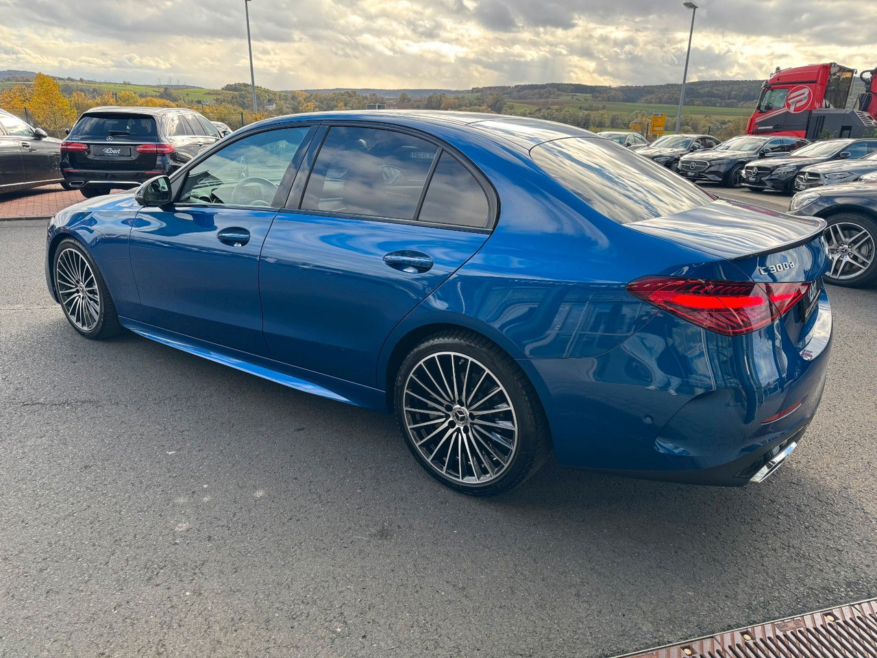 Mercedes-Benz C 300d AMG+Burmester+Distr+Digital+360+ - Berlina: foto 3 Mercedes-Benz C 300d AMG+Burmester+Distr+Digital+360+ - Berlina: foto 3