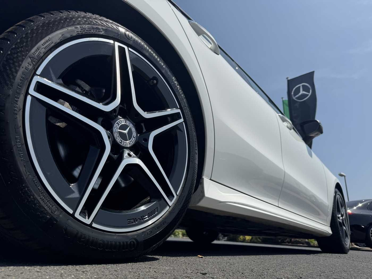 Mercedes-Benz CLA 220d Shooting Brake AMG+Pano+Distr+AHK+uvm. - Autovettura: foto 5 Mercedes-Benz CLA 220d Shooting Brake AMG+Pano+Distr+AHK+uvm. - Autovettura: foto 5