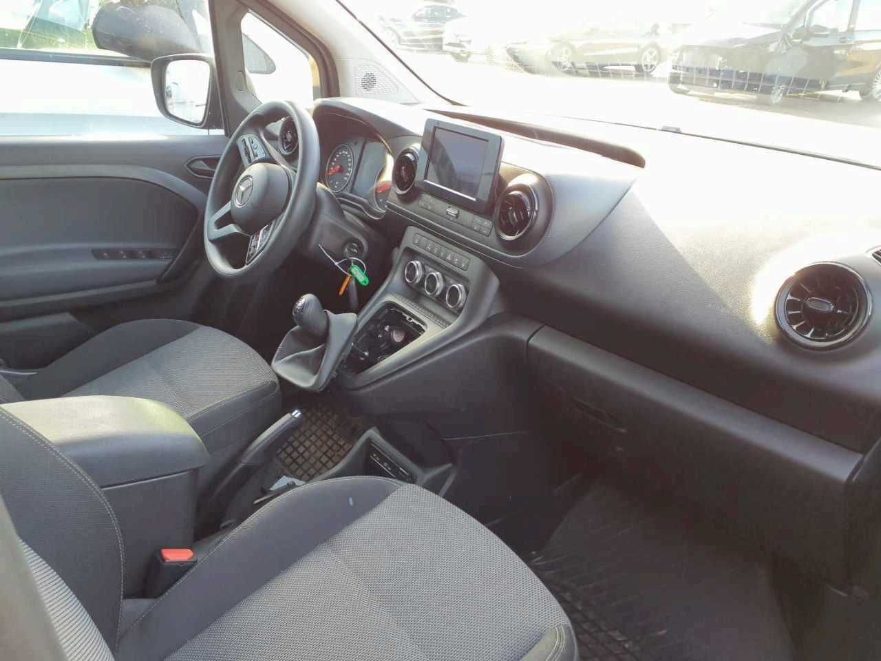 Mercedes-Benz Citan 113 Tourer Klimaautomatik AK Kamera MBUX - Pulmino: foto 4 Mercedes-Benz Citan 113 Tourer Klimaautomatik AK Kamera MBUX - Pulmino: foto 4