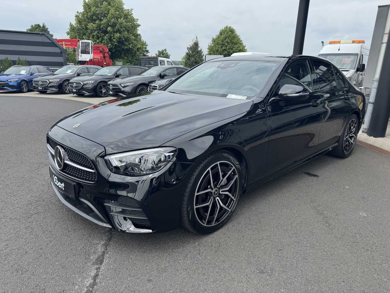 Mercedes-Benz E 220d AMG+Distr+Multibeam+Pano+ Ambiente+Night - Berlina: foto 2 Mercedes-Benz E 220d AMG+Distr+Multibeam+Pano+ Ambiente+Night - Berlina: foto 2
