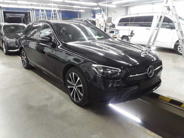 Mercedes-Benz E 300 T de 4M AMG+AHK+Distr+Burm+ R-Kamera+Carpl - Autovettura: foto 2 Mercedes-Benz E 300 T de 4M AMG+AHK+Distr+Burm+ R-Kamera+Carpl - Autovettura: foto 2