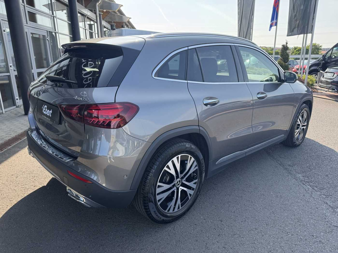 Mercedes-Benz GLA 200d 4M Progressive+Distr+Ambiente+Offroad - SUV/ Fuoristrada: foto 4 Mercedes-Benz GLA 200d 4M Progressive+Distr+Ambiente+Offroad - SUV/ Fuoristrada: foto 4