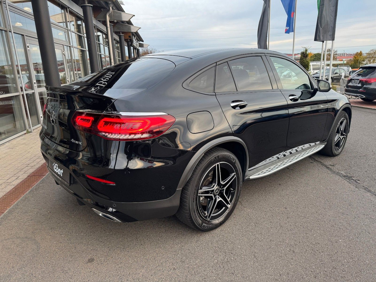 Mercedes-Benz GLC 400d 4M Coupe+AMG+Massage+AHK+Memory - Coupé: foto 4 Mercedes-Benz GLC 400d 4M Coupe+AMG+Massage+AHK+Memory - Coupé: foto 4