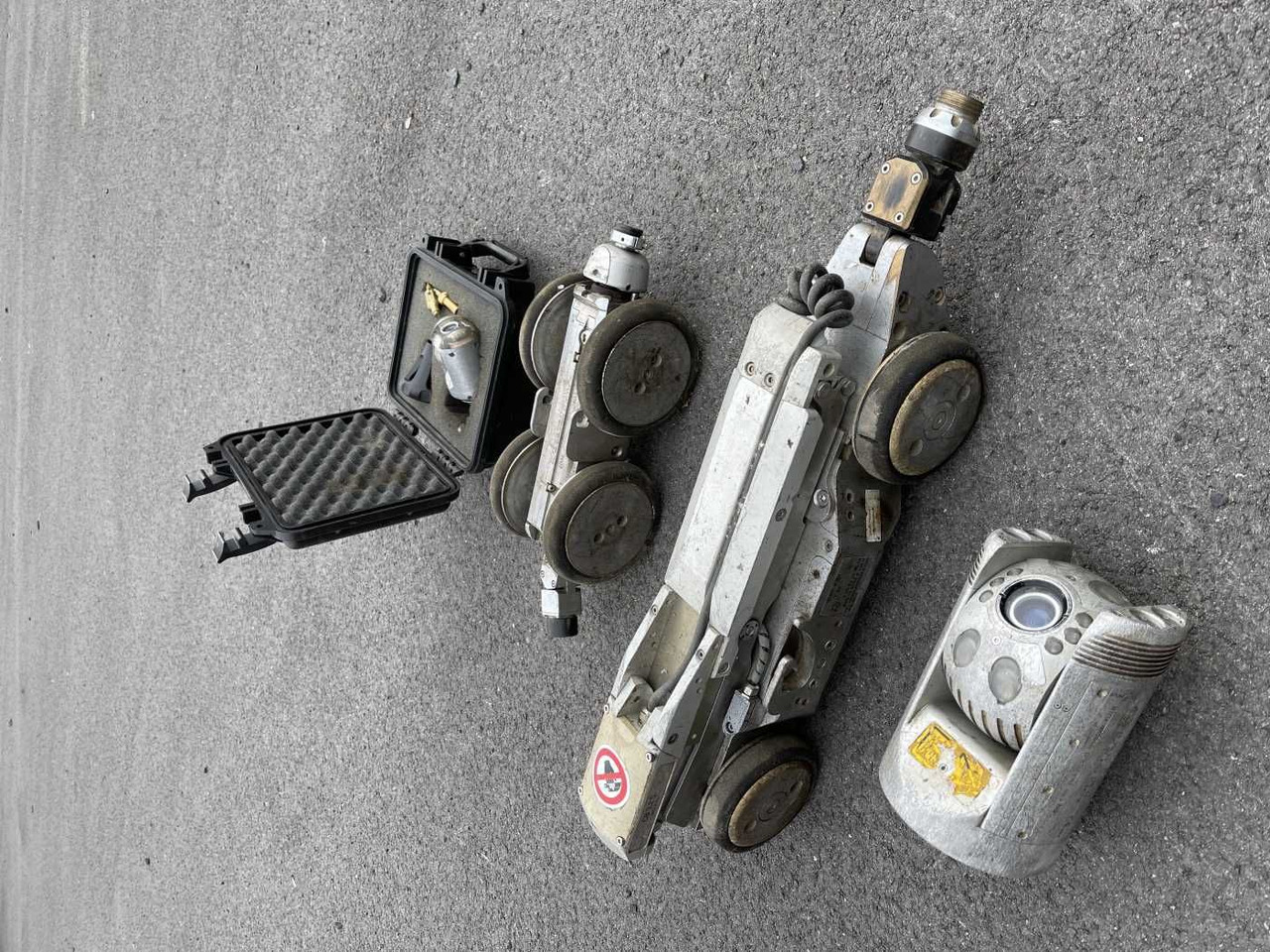 Mercedes-Benz Kanal Rohr TV Kamera Inspektion Ibak - Autospurgo: foto 4 Mercedes-Benz Kanal Rohr TV Kamera Inspektion Ibak - Autospurgo: foto 4