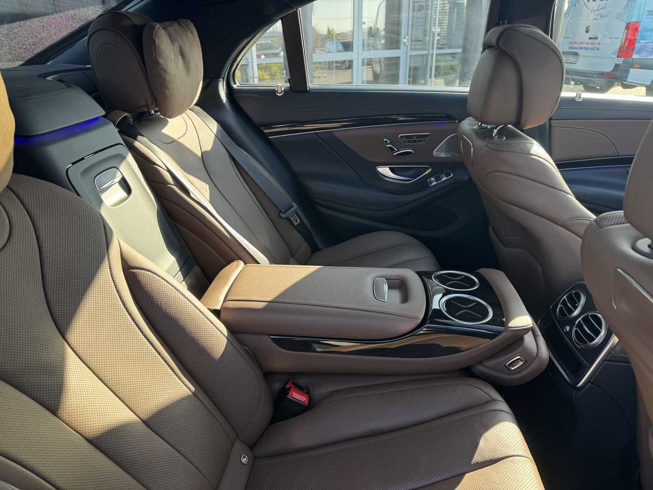 Mercedes-Benz S 400d 4M AMG+Pano+Burm+Distr+Massage+ HUD - Berlina: foto 5 Mercedes-Benz S 400d 4M AMG+Pano+Burm+Distr+Massage+ HUD - Berlina: foto 5
