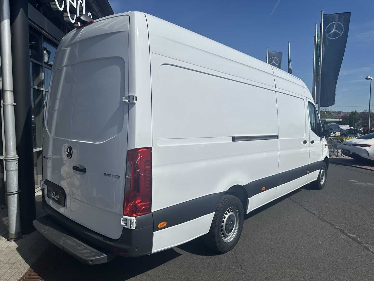 Mercedes-Benz Sprinter 315 CDI 4325 Klima 360 SHZ MBUX Schwing - Furgone chiuso: foto 3 Mercedes-Benz Sprinter 315 CDI 4325 Klima 360 SHZ MBUX Schwing - Furgone chiuso: foto 3