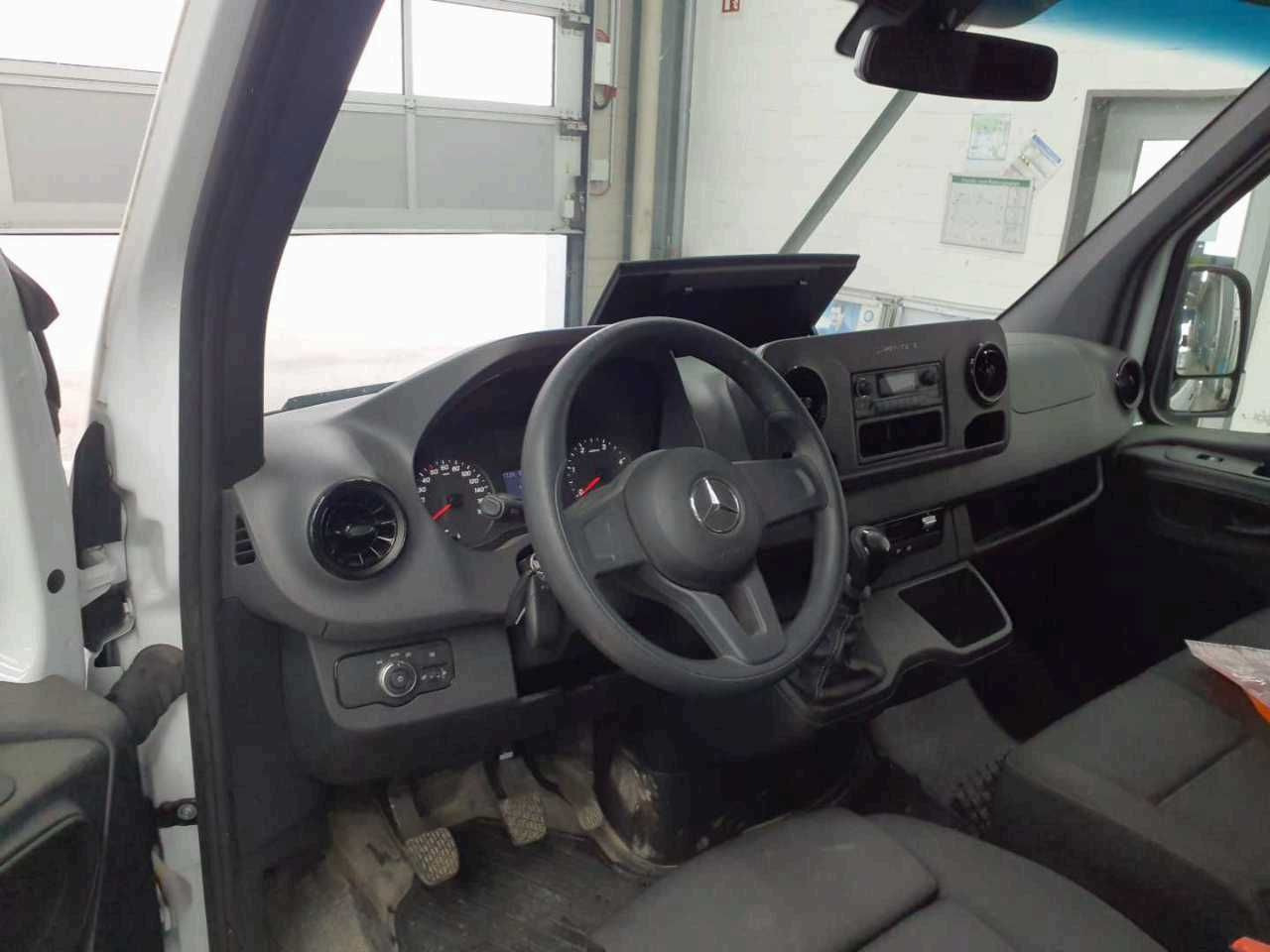 Mercedes-Benz Sprinter 315 CDI DoKa/Mixto AHK3,5t Klima Kamera - Pulmino, Furgone doppia cabina: foto 5 Mercedes-Benz Sprinter 315 CDI DoKa/Mixto AHK3,5t Klima Kamera - Pulmino, Furgone doppia cabina: foto 5