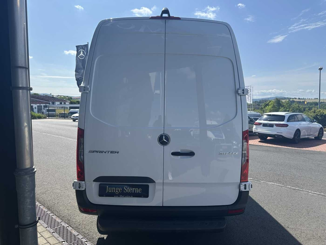Mercedes-Benz Sprinter 317 CDI 3665 Klima 360 Schwing SHZ MBUX - Furgone chiuso: foto 5 Mercedes-Benz Sprinter 317 CDI 3665 Klima 360 Schwing SHZ MBUX - Furgone chiuso: foto 5