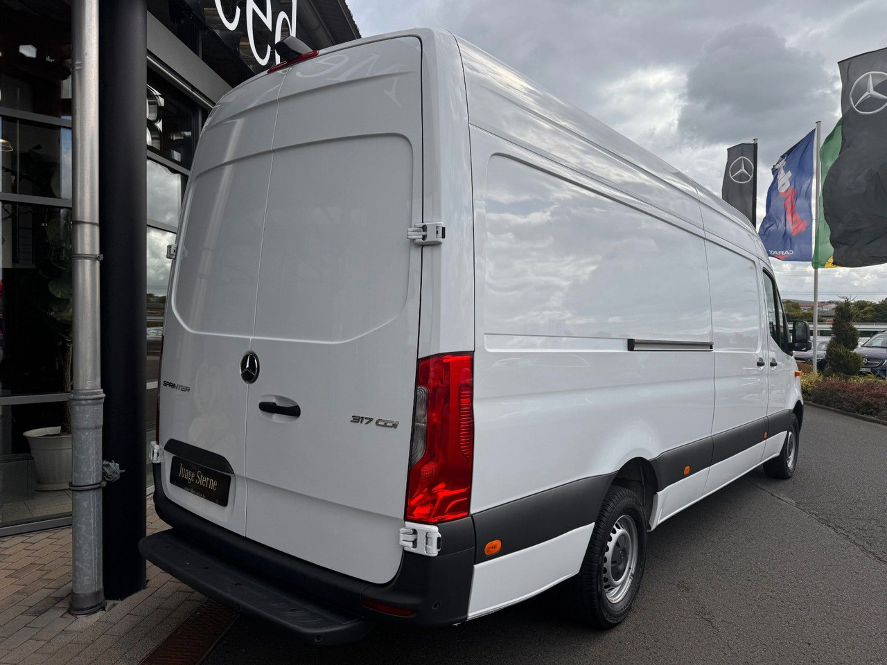 Mercedes-Benz Sprinter 317 CDI 4325 Klima 360 SHZ Schwing - Furgone chiuso: foto 4 Mercedes-Benz Sprinter 317 CDI 4325 Klima 360 SHZ Schwing - Furgone chiuso: foto 4