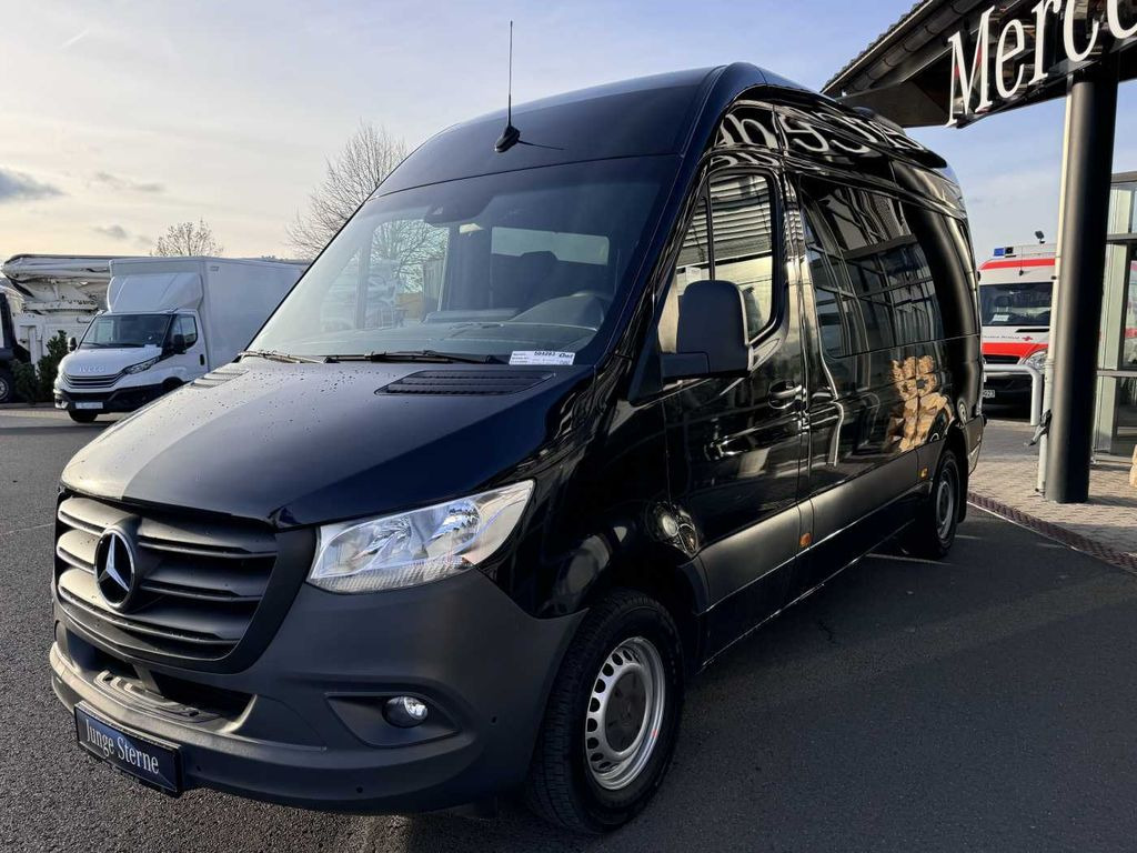 Mercedes-Benz Sprinter 317 CDI Rollstuhl-/Behinderten-Lift AMF Mercedes-Benz Sprinter 317 CDI Rollstuhl-/Behinderten-Lift AMF - Ambulanza: foto 5 Mercedes-Benz Sprinter 317 CDI Rollstuhl-/Behinderten-Lift AMF Mercedes-Benz Sprinter 317 CDI Rollstuhl-/Behinderten-Lift AMF - Ambulanza: foto 5
