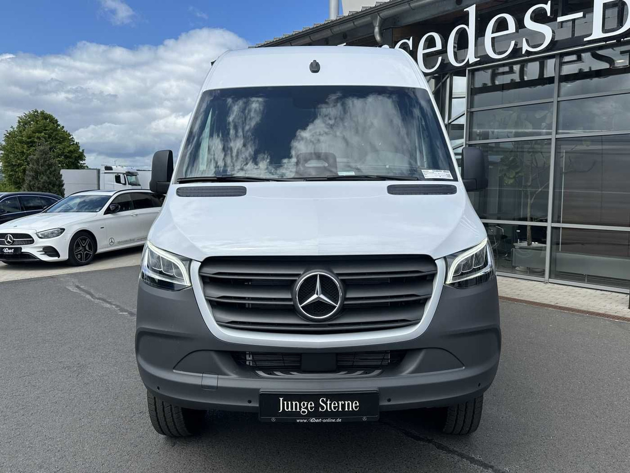 Mercedes-Benz Sprinter 319 CDI 4x4 4325 Kamera LED SHZ MBUX - Furgone chiuso: foto 2 Mercedes-Benz Sprinter 319 CDI 4x4 4325 Kamera LED SHZ MBUX - Furgone chiuso: foto 2