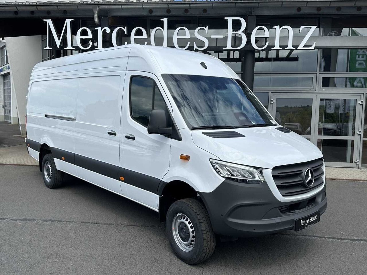 Mercedes-Benz Sprinter 319 CDI 4x4 4325 Kamera LED SHZ MBUX - Furgone chiuso: foto 1 Mercedes-Benz Sprinter 319 CDI 4x4 4325 Kamera LED SHZ MBUX - Furgone chiuso: foto 1
