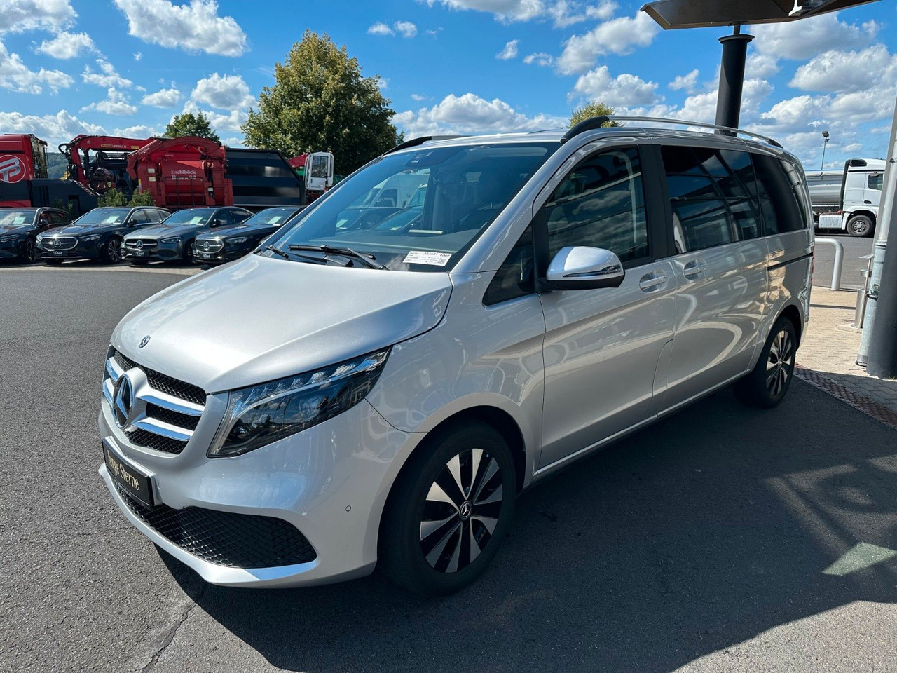 Mercedes-Benz V 250 EDITION 4MATIC Kompakt Liege-Paket AHK2,5t - Station wagon: foto 3 Mercedes-Benz V 250 EDITION 4MATIC Kompakt Liege-Paket AHK2,5t - Station wagon: foto 3